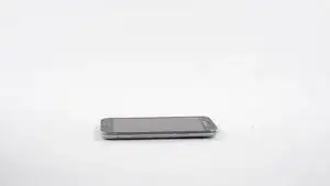 <em>Dun-dun... Dun-dun... </em> The jaws of our <a href="../../home/external_content?url=/en-eu/products/iopener" target="_blank" class="product-link">iOpener</a> hunt for adhesive in this mini-morsel.