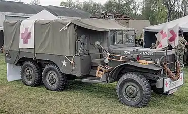 Offering more space also made the stretched G-507 a suitable ambulance (WC-62; reenactment)