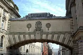 The link bridge between the original Art Gallery and the Art Gallery Extension of 1911–19.