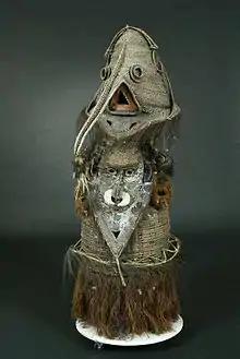 A male spirit dance mask from Kabriman Village, Blackwater River Basin, East Sepik Province, 1960–1973. In the collection of The Children's Museum of Indianapolis