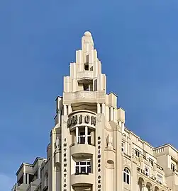 Ziggurat - Union Hotel (Strada Ion Câmpineanu no. 11) in Bucharest, by Arghir Culina (1931)