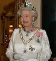 Elizabeth II wearing the Aquamarine Tiara with the Brazil necklace, earrings and bracelet