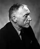 Robert Penn Warren, MA 1927&nbsp;– novelist and poet, who received the Pulitzer Prize three times